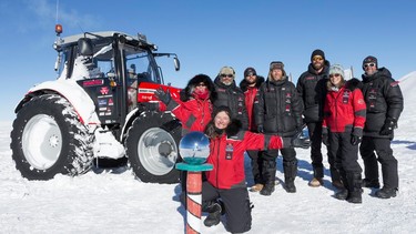 Manon Oosevoort (front) and her team after reaching the South Pole.