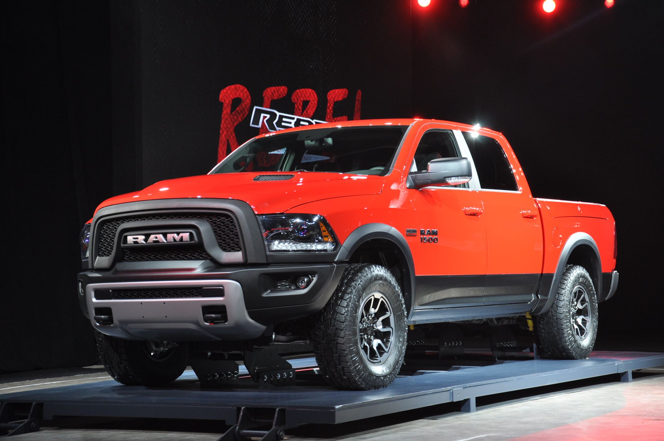 Pickup trucks get meaner and tougher in Detroit | Driving