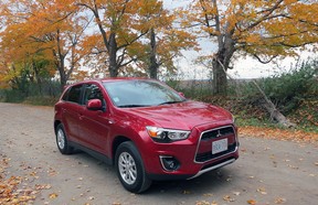 SUV Review: 2015 Mitsubishi RVR | Driving