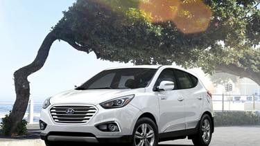2015 Hyundai Tucson Fuel Cell Electric Vehicle