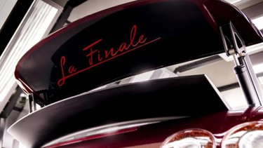 The last Bugatti Veyron has been dubbed "La Finale".