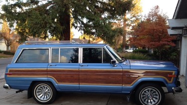 Jeep Grand Wagoneer