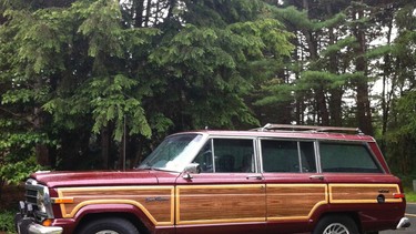 Jeep Grand Wagoneer