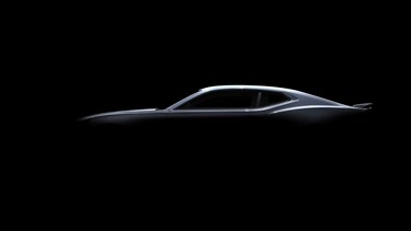 The 2016 Chevrolet Camaro's silhouette.