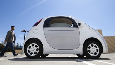 Turns out, Google and Fiat Chrysler are thinking about partnering up.