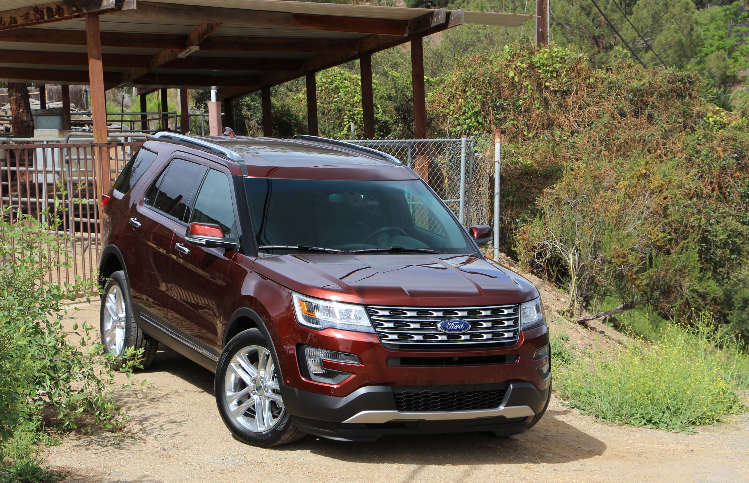 First Drive: 2016 Ford Explorer | Driving