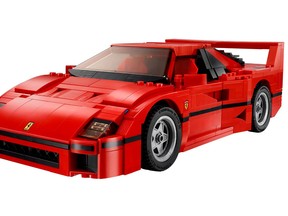 Lego's newest Ferrari F40 model kit.