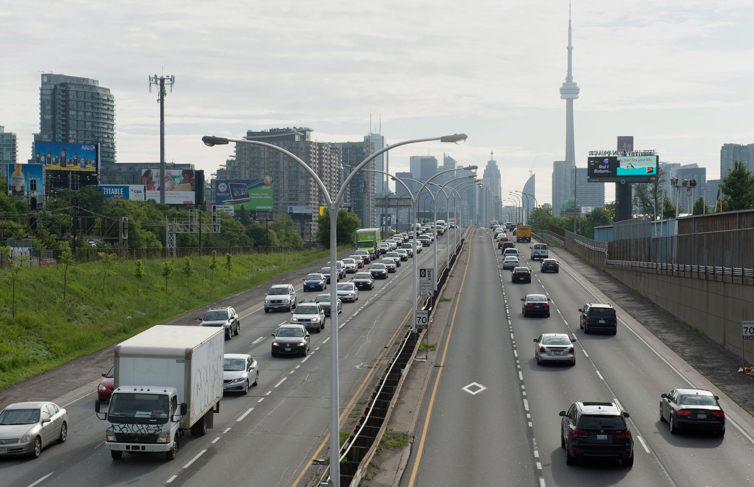 Ontario grants motorcyclists HOV lane privileges Driving
