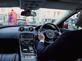 Jaguar’s 360 Virtual Urban Windscreen concept features "transparent" pillars and highlights pedestrians and cyclists on the head-up display embedded in the windshield.