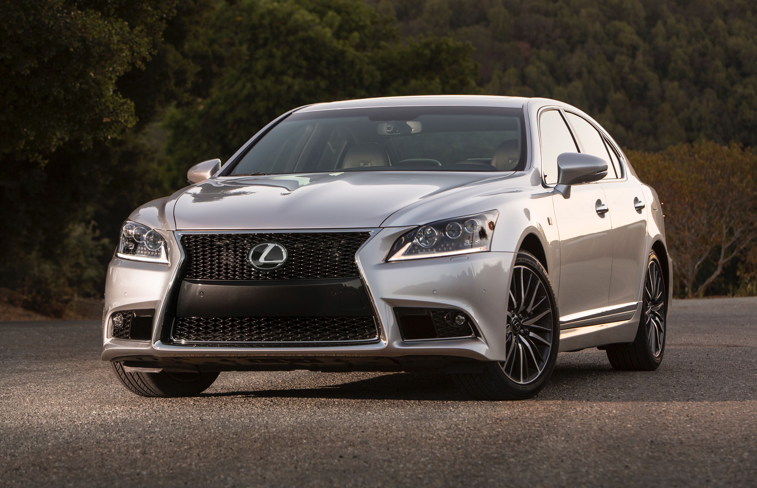 Lexus to mark 25th anniversary of LS with Tokyo debut | Driving