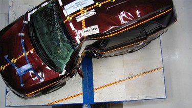 A crash test conducted by the U.S. NHTSA on a 2011 Kia Sorento.