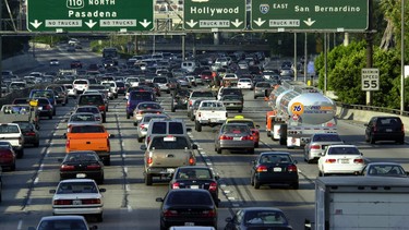 Canadian truckers don’t look forward to scenes like this during afternoon rush hour in Los Angeles. Matters are made worse by the fact that drivers can’t park in LA overnight prior to unloading, so they have to park 80 kilometres away, then fight rush hour traffic again in the morning to make a scheduled reservation time.