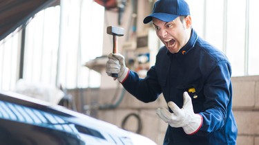 A few bad customer habits can drive mechanics absolutely nuts.