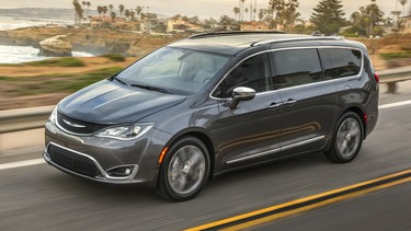 Fiat Chrysler and Google will build no more than 100 self-driving Chrysler Pacifica minivans.
