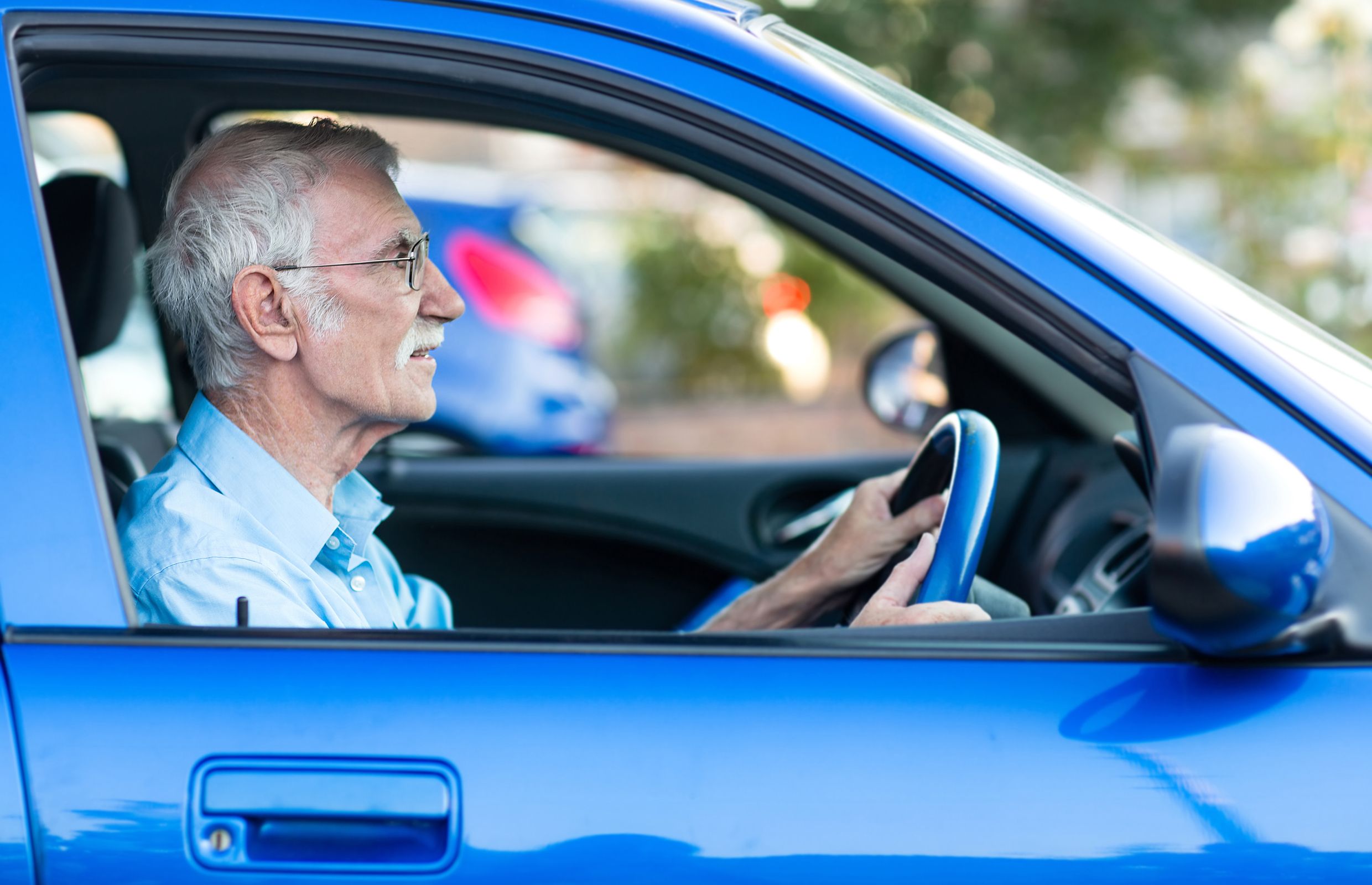 10 signs a senior may be an unsafe driver