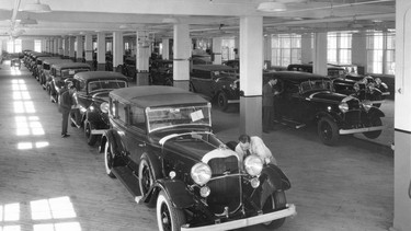 The Lincoln assembly line in 1932.