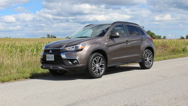 2016 Mitsubishi RVR 2.4 SE 4WD Limited