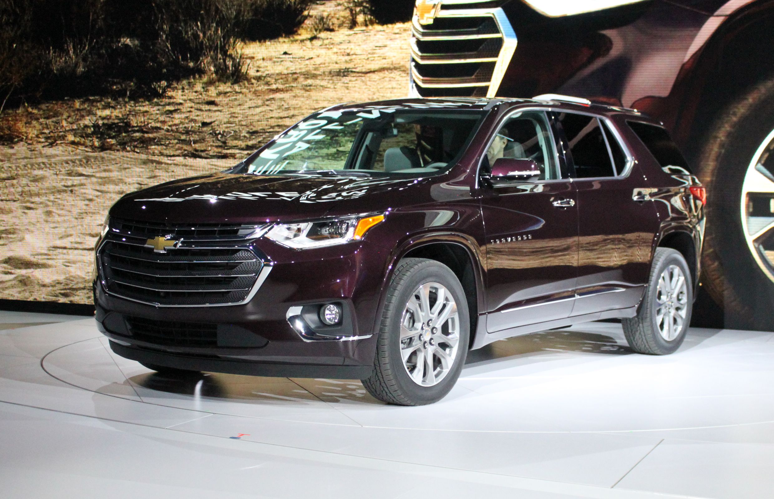 Chevy Traverse goes turbo, seats up to eight passengers | Driving