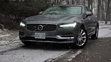 2017 Volvo S90