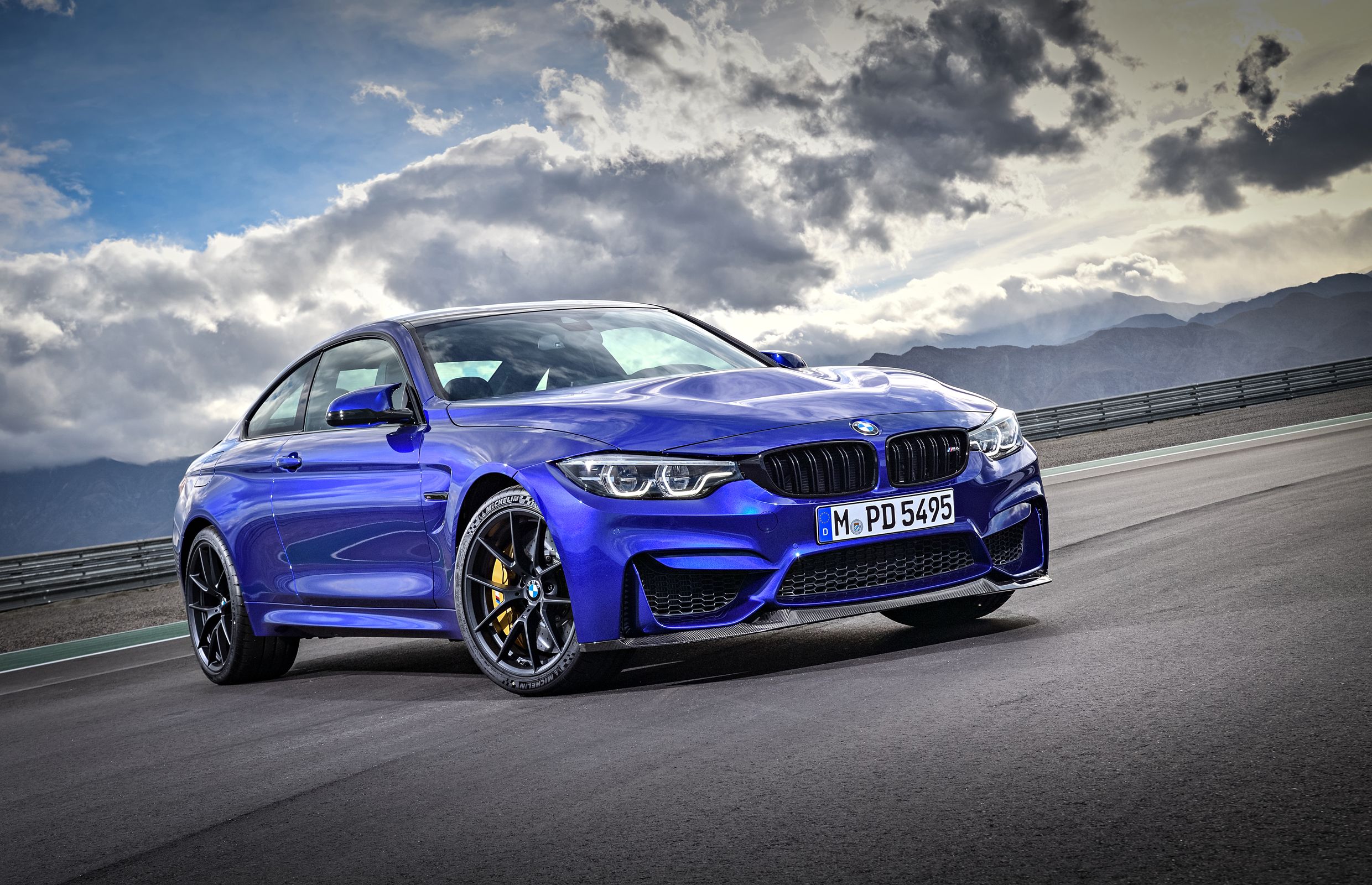 BMW introduces hardcore, 454-horsepower M4 CS | Driving