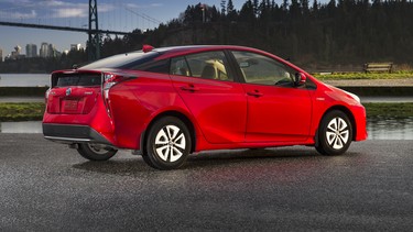 With its stellar 4.5 L/100km fuel rating, and its video-game like display, the 2017 Prius is the ideal vehicle for the challenge.