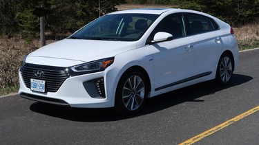 2017 Hyundai Ioniq Hybrid