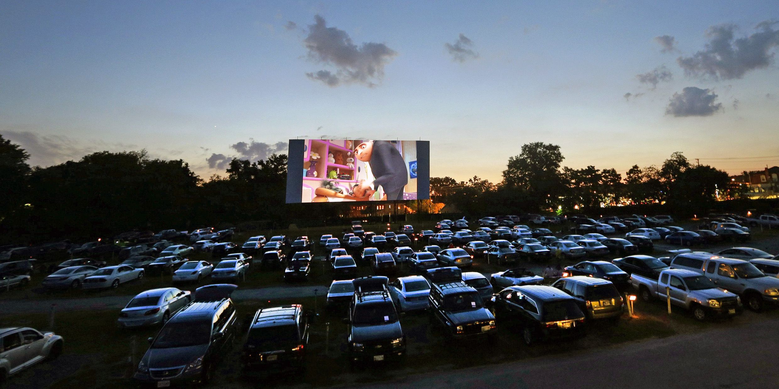 Even in their twilight, drive-ins offer more than just a movie | Driving