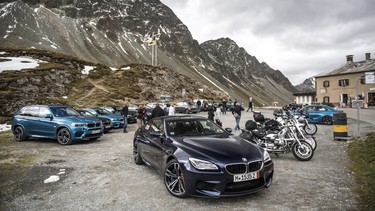 A lunch stop at the Albula Pass.