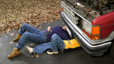 A car breakdown can be a good opportunity for father-daughter time together.