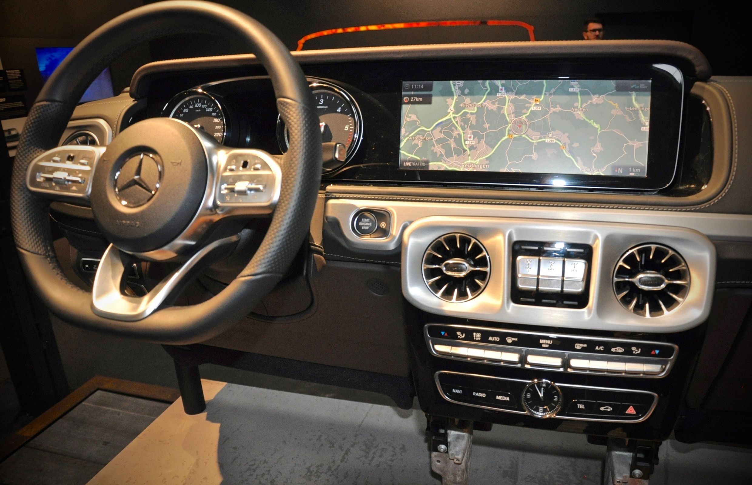 Amazon.com: CGFZNUB Car Interior Center Console Transparent TPU Film ，for  Mercedes Benz G-Class W463 G350 G500 G63 2019-2022 : Automotive