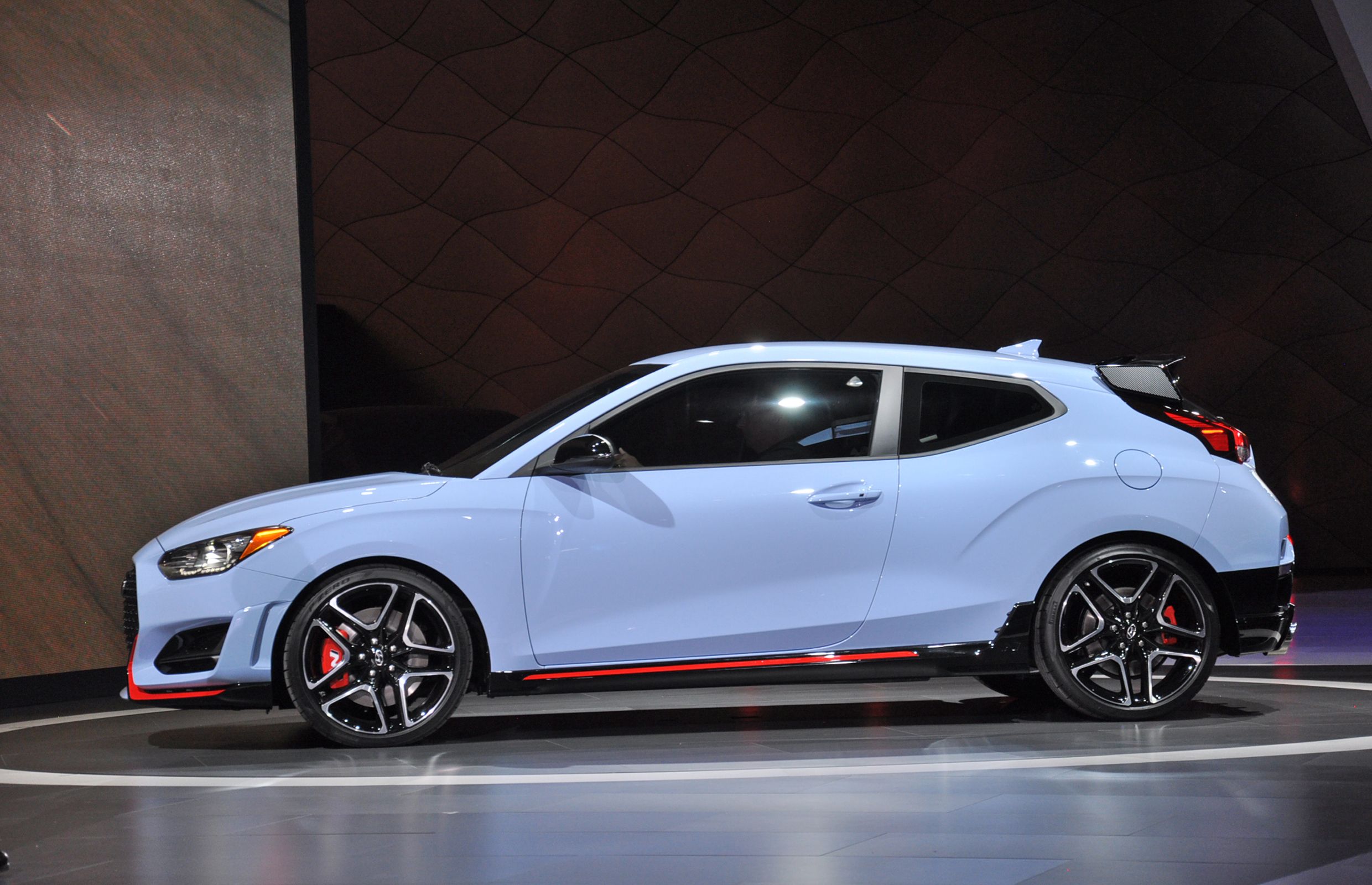 The 2019 Hyundai Veloster Is Finally A True Hot Hatchback