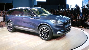 Lincoln Aviator concept