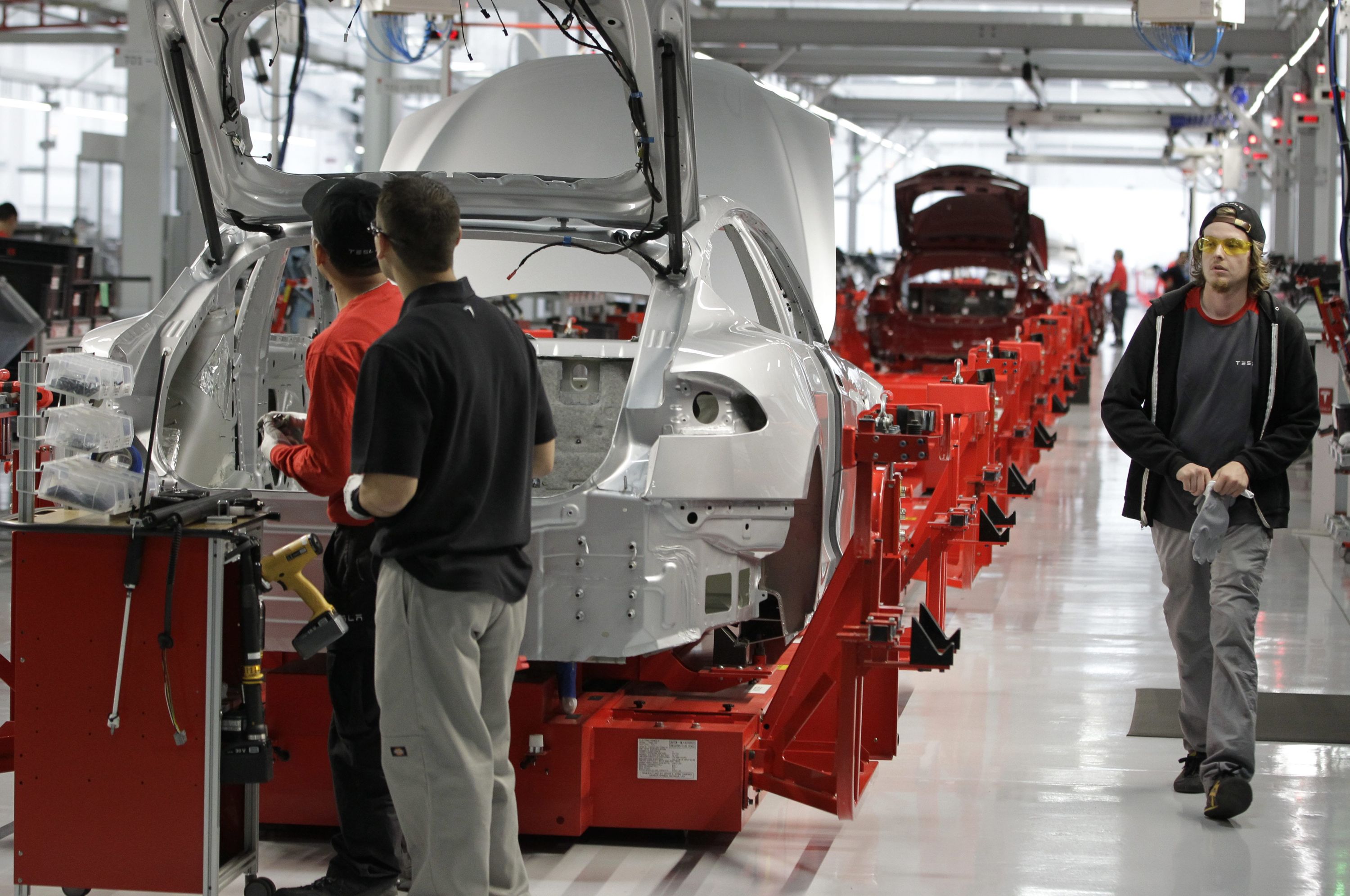 Tesla Reportedly Turning Out High Ratio Of Flawed Parts, Forcing ...