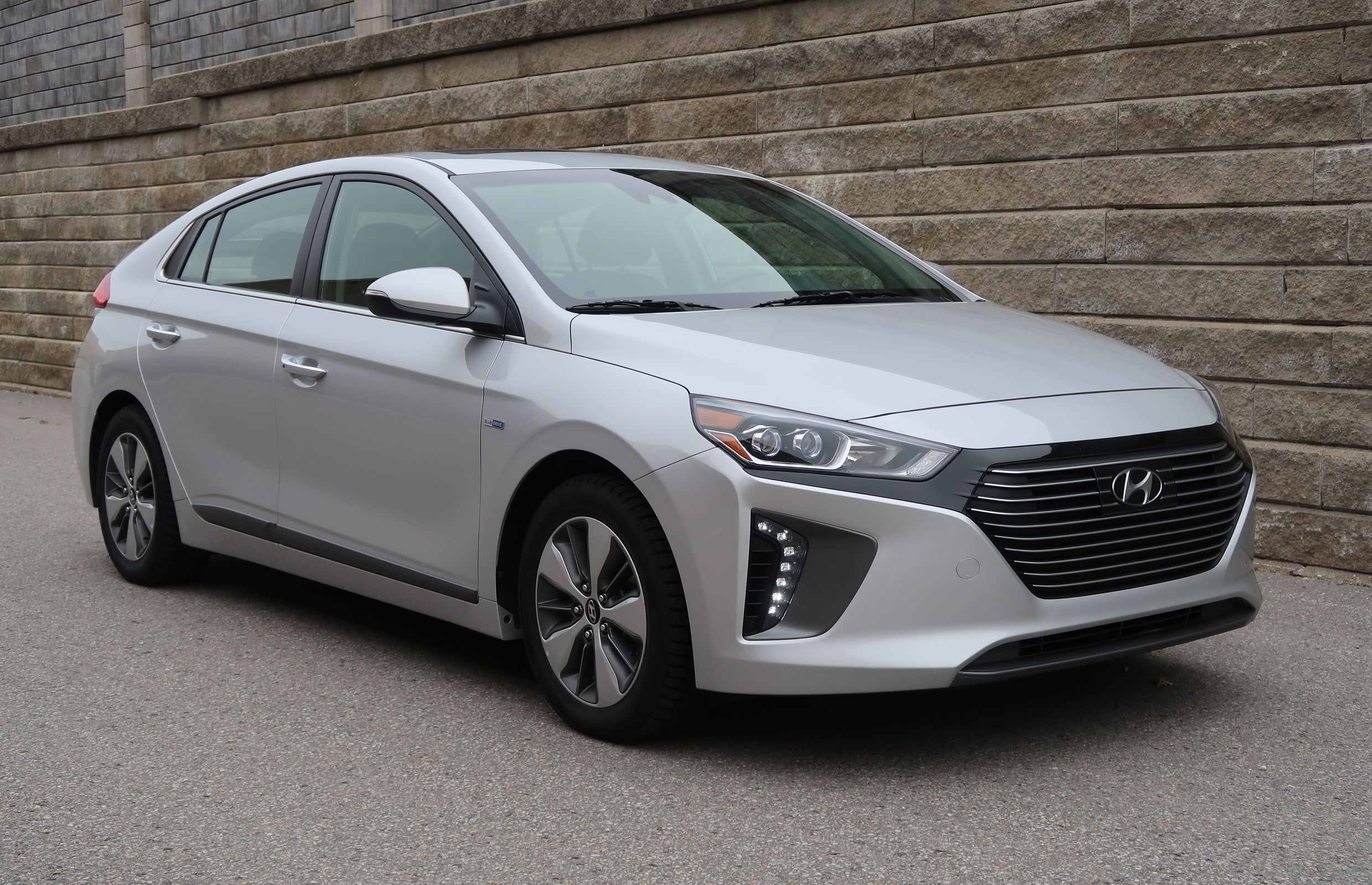 Hyundai ioniq deals electric range 2018