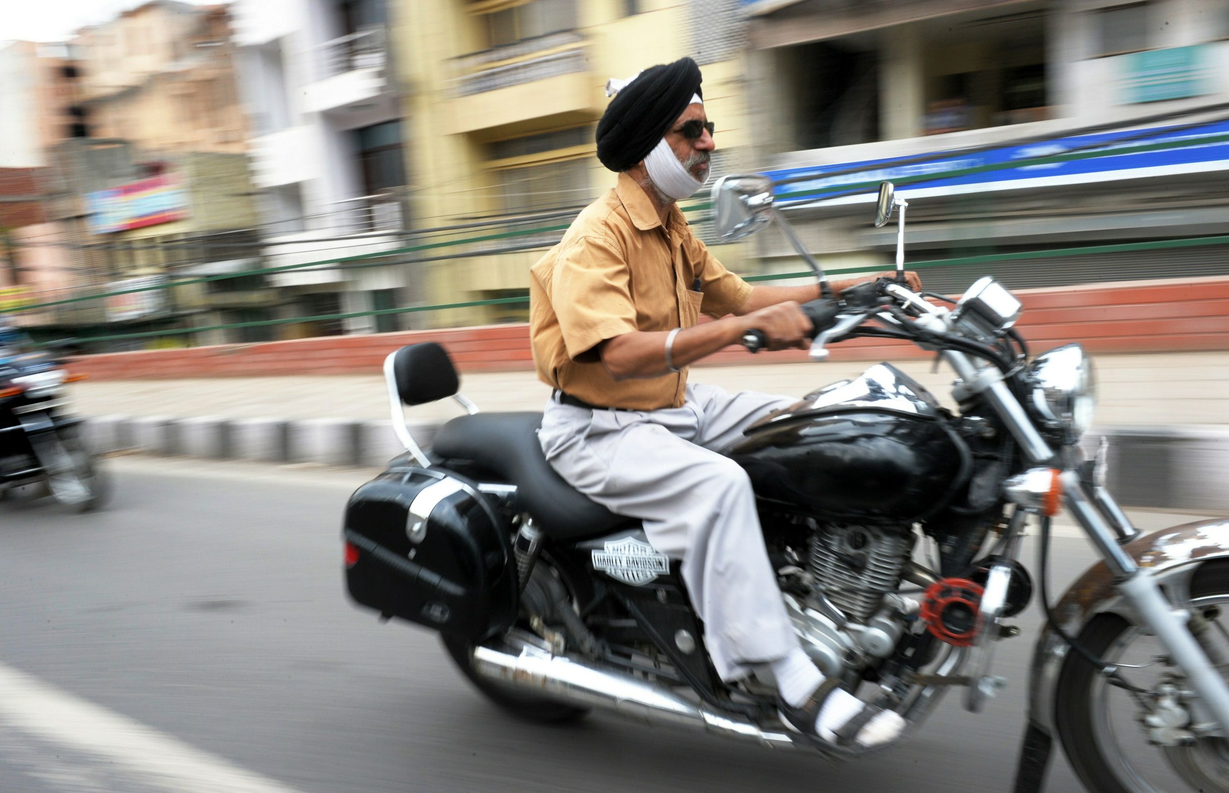 Sikh motorcyclists get helmet exemption in Alberta | Driving
