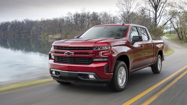 The 2019 Silverado RST comes standard with an all-new, advanced 2.7L Turbo engine Active Fuel Management and stop/start technology, paired with an eight-speed automatic transmission. Available 5.3L V-8 engine is paired with an eight-speed transmission and featured industry-first Dynamic Fuel Management (DFM) with 17 different modes of cylinder deactivation.