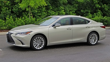 2019 Lexus ES300h