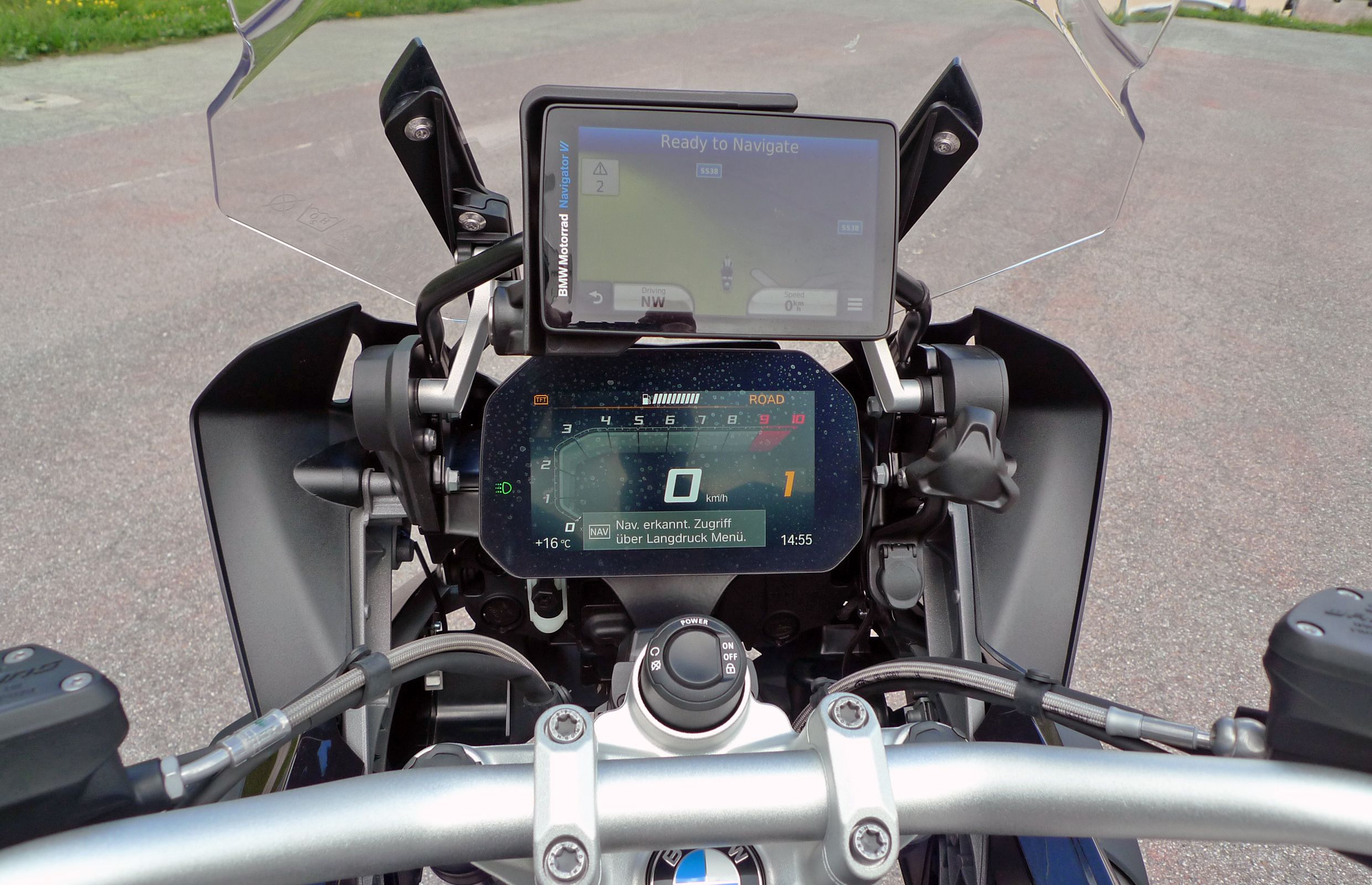 triumph tiger 1200 xca vs bmw r1200gs