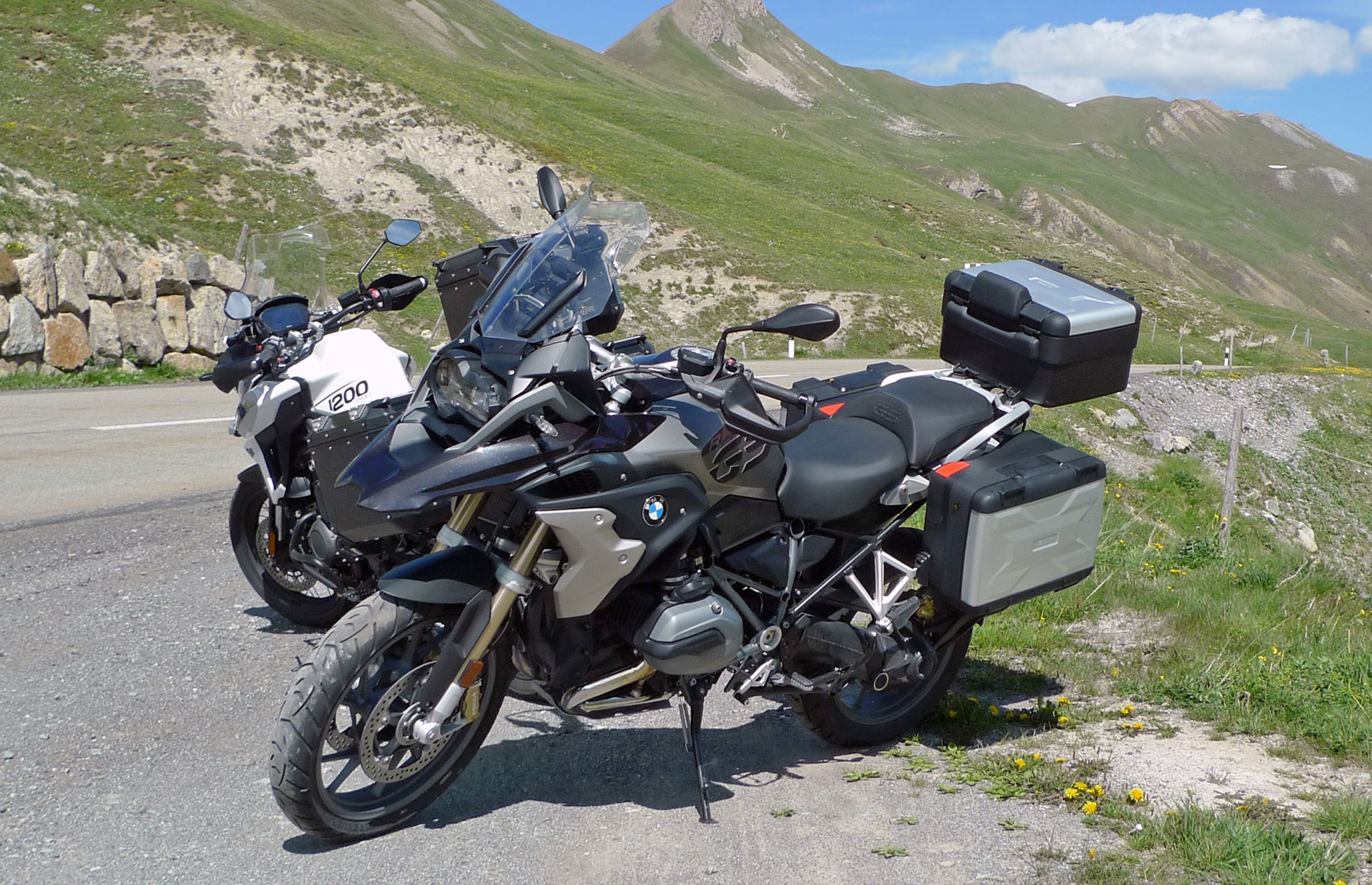tiger 1200 vs r1200gs