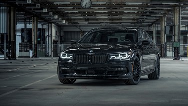 Front three-quarters shot of the 2018 BMW Aplina B7 Exclusive Edition for Canada