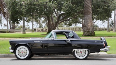 This 1956 Ford Thunderbird owned by Marilyn Monroe from 1955 to 1962 will be sold by Julien's Auctions.