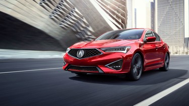 Acura ILX ups its game with a major refresh for 2019.