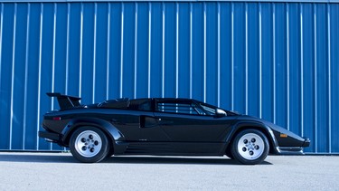 1988.5 Lamborghini Countach