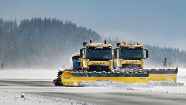 The Semcon-led "Yeti" project tests the feasibility of autonomous snowplows at airports.