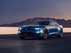 The eCOPO Camaro Concept offers an electrified vision of drag racing, with an electric motor and GM’s first 800-volt battery pack replacing the gas engine, enabling 9-second quarter-mile times.
