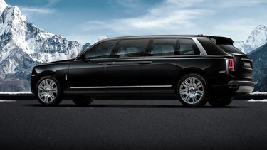 The stretched Rolls-Royce Cullinan limousine by Klassen