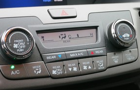 Some automatic systems allow for rear passengers to adjust their climate settings.