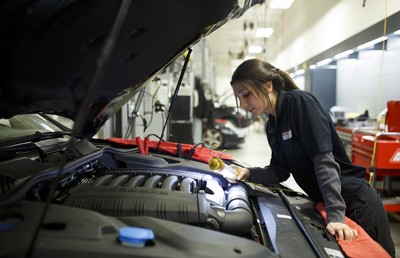 Troubleshooter: How long should you wait to service your new vehicle?Driving