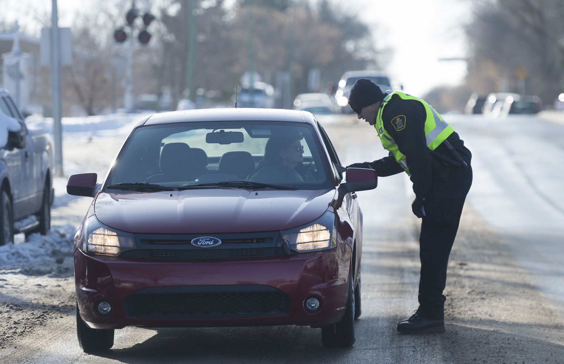 Is that a real cop pulling me over Ontario incidents spur