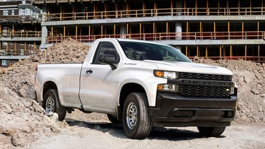 The all-new 2019 Silverado Work Truck features a “CHEVROLET” graphic across the grille and tailgate, blacked-out trim and 17-inch steel wheels for maximum durability. The interior features durable vinyl or cloth seats and 7-inch color touch screen.